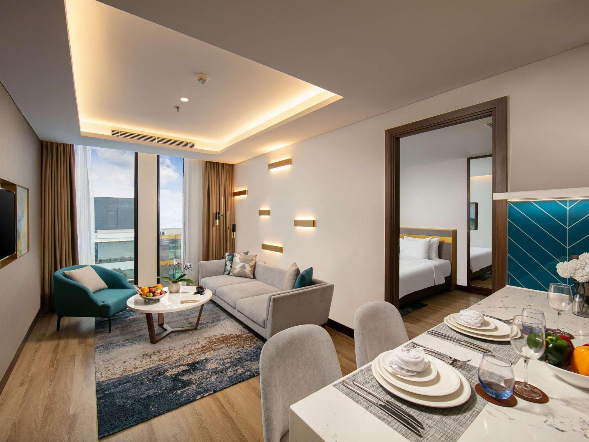 Moevenpick Living West Hanoi Hotell Exteriör bild