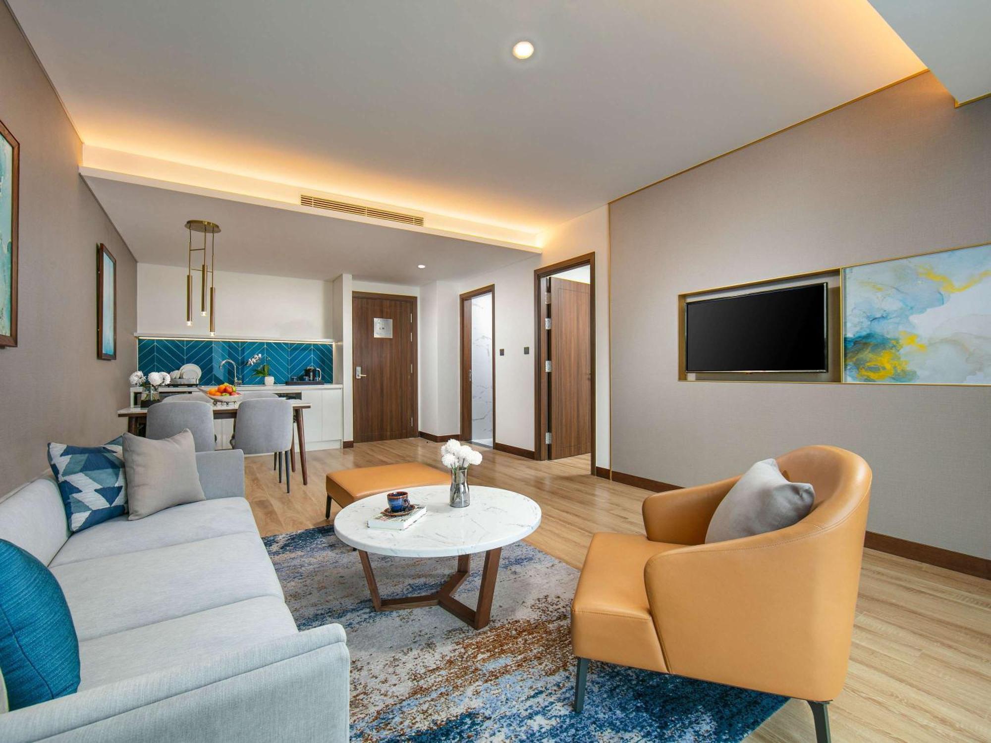 Moevenpick Living West Hanoi Hotell Exteriör bild