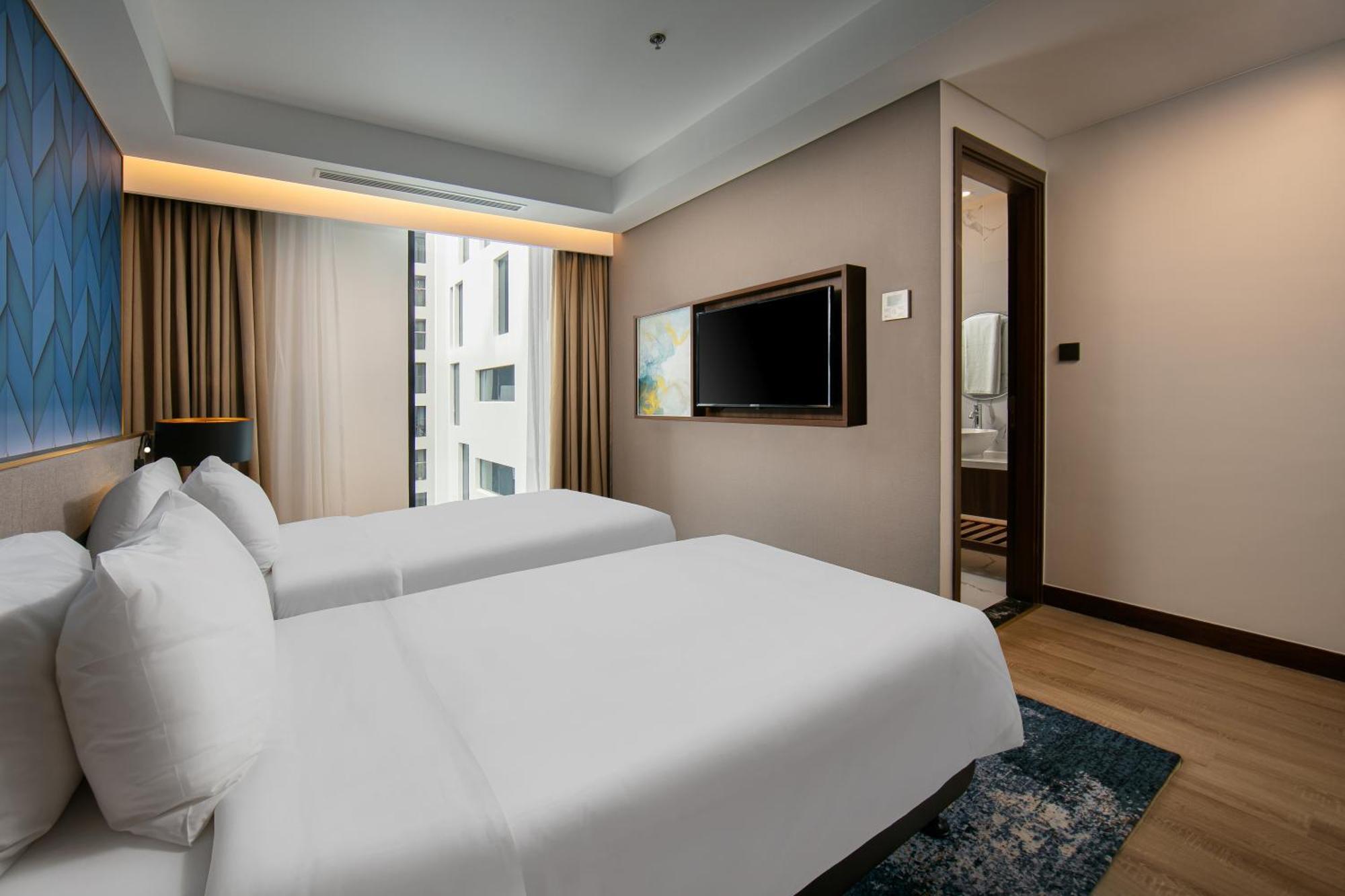 Moevenpick Living West Hanoi Hotell Exteriör bild